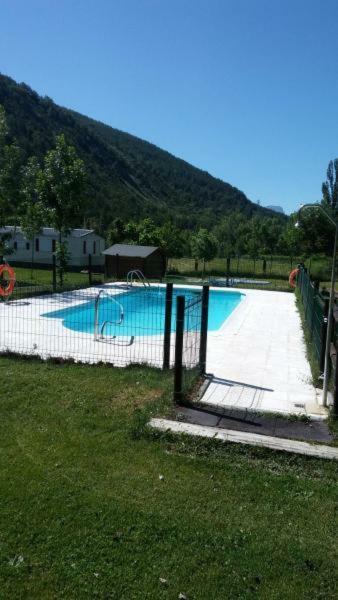 Hostel Backpacker Solopuent Castiello de Jaca Exterior foto
